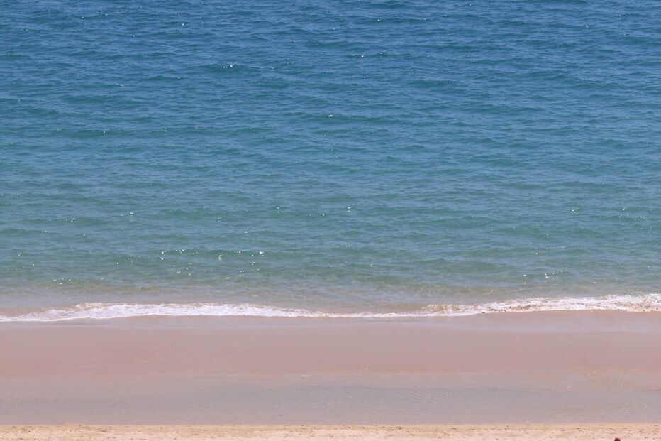 Cheira a Verão com vento de crise 