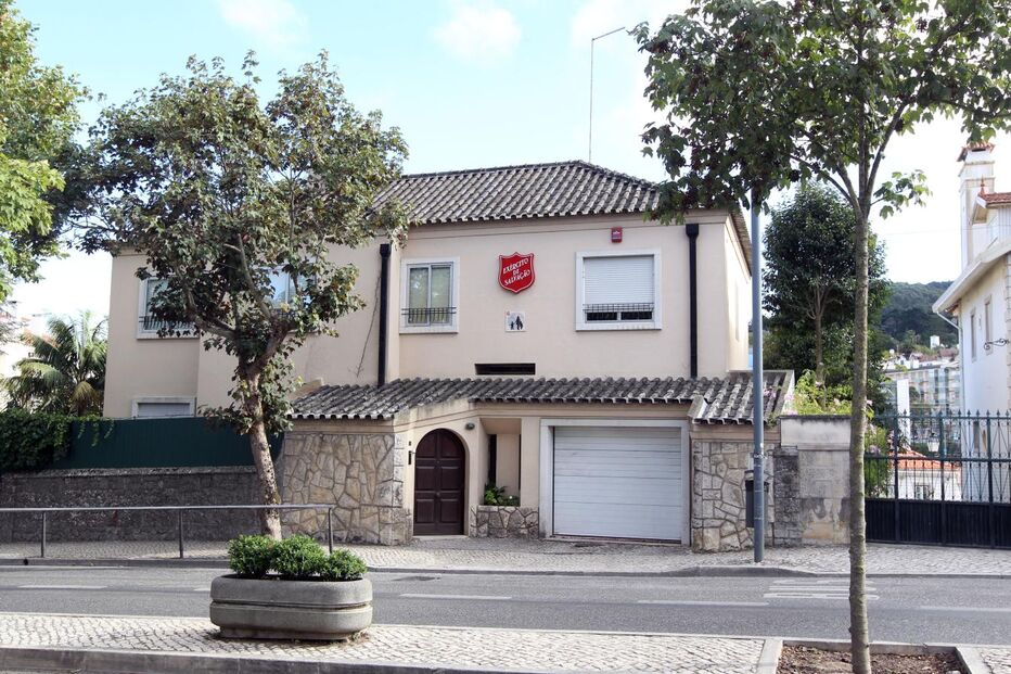 SINTRA, RAPTO, BEBÉ, INSTITUIÇÃO