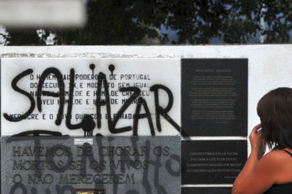 SANTA COMBA DÃO, VANDALISMO, SALAZAR, CAMPA, CEMITÉRIO