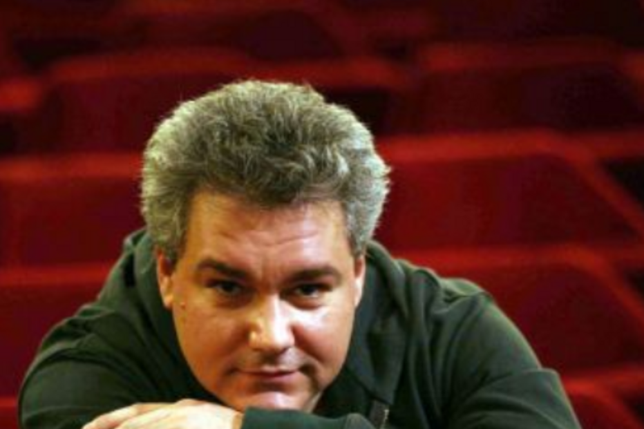 Cultura, Música, morte, Salvatore Licitra, Luciano Pavarotti, acidente de scooter