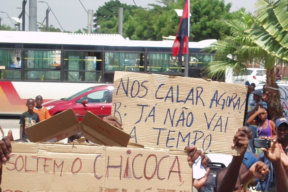 ANGOLA, DETENÇÕES, TRIBUNAL, PROTESTOS