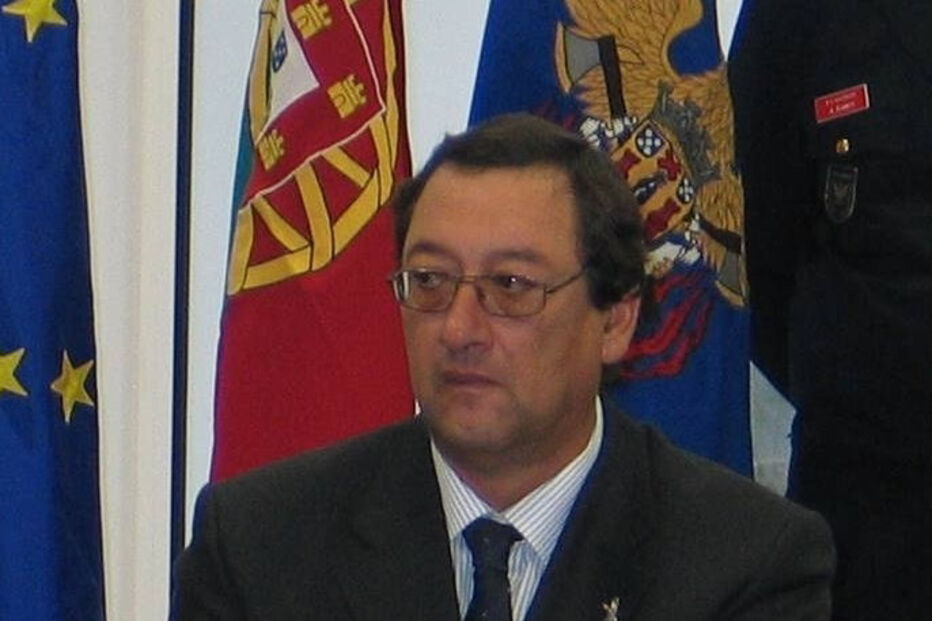 ÉVORA, BOMBEIROS, BURLA