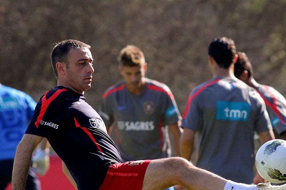 SELECÇÃO, PAULO BENTO, ISLÂNDIA, APURAMENTO, EURO'2012, RONALDO