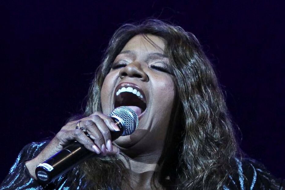 GLORIA GAYNOR, CANTORA, CAMPO PEQUENO, CONCERTO, I WILL SURVIVE