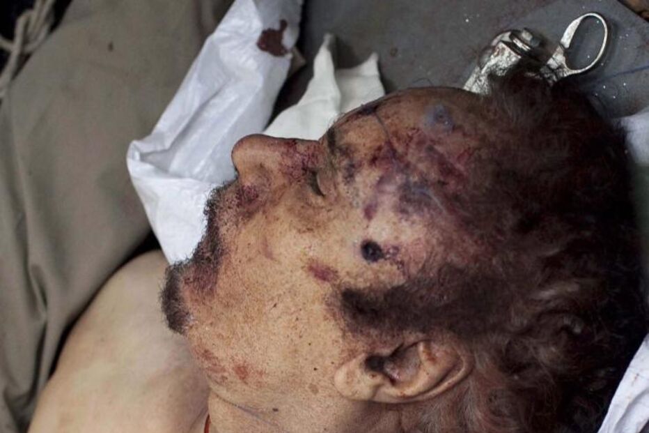 Horror e festejos na morte sangrenta de Kadhafi