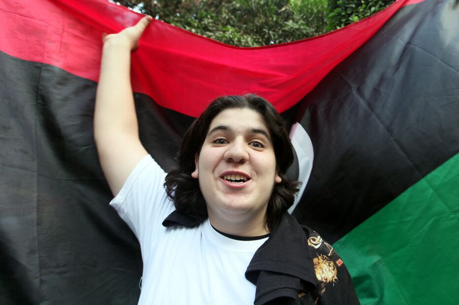 Horror e festejos na morte sangrenta de Kadhafi