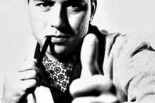 Escândalos e processos judiciais tramam Berlusconi 