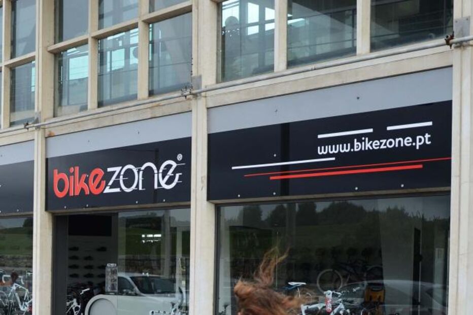 MATOSINHOS, ASSALTO, LOJA, BICICLETAS, SEGURANÇA, POLÍCIA, HOSPITAL