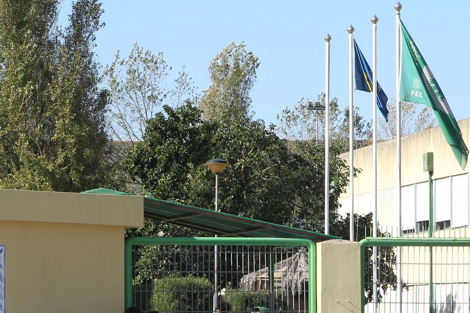 ALUNOS, ESCOLA, MONTE ABRAÃO, SALA, CAOS, VÍDEO, TRIBUNAL, NUNO CRATO