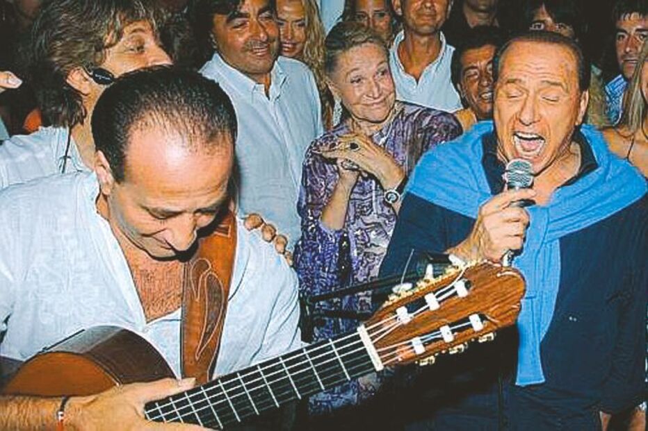 Escândalos e processos judiciais tramam Berlusconi 