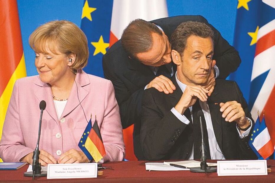 Escândalos e processos judiciais tramam Berlusconi 