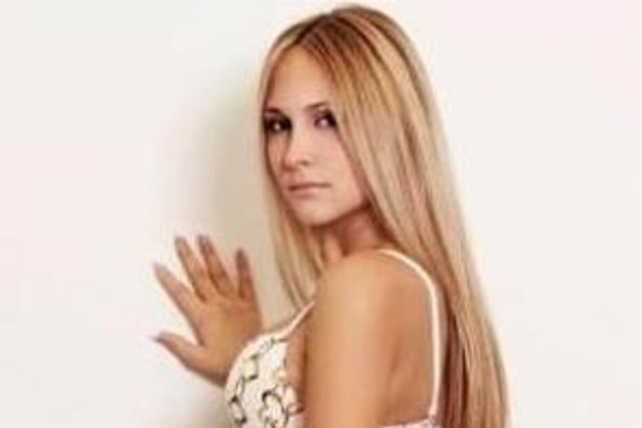 Escândalos e processos judiciais tramam Berlusconi 