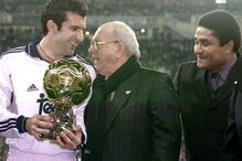 Morreu o primeiro galáctico do futebol português