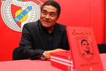 Morreu o primeiro galáctico do futebol português