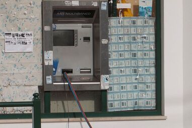 LEIRIA, ATM, EXPLOSÃO