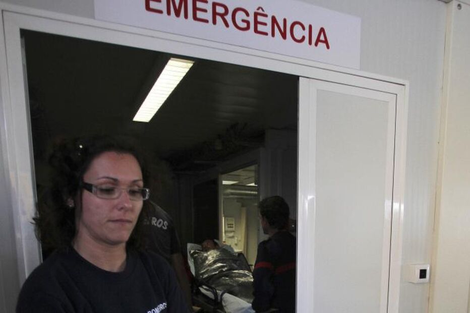 Emoção em resgate 'milagroso' de pescadores de Caxinas