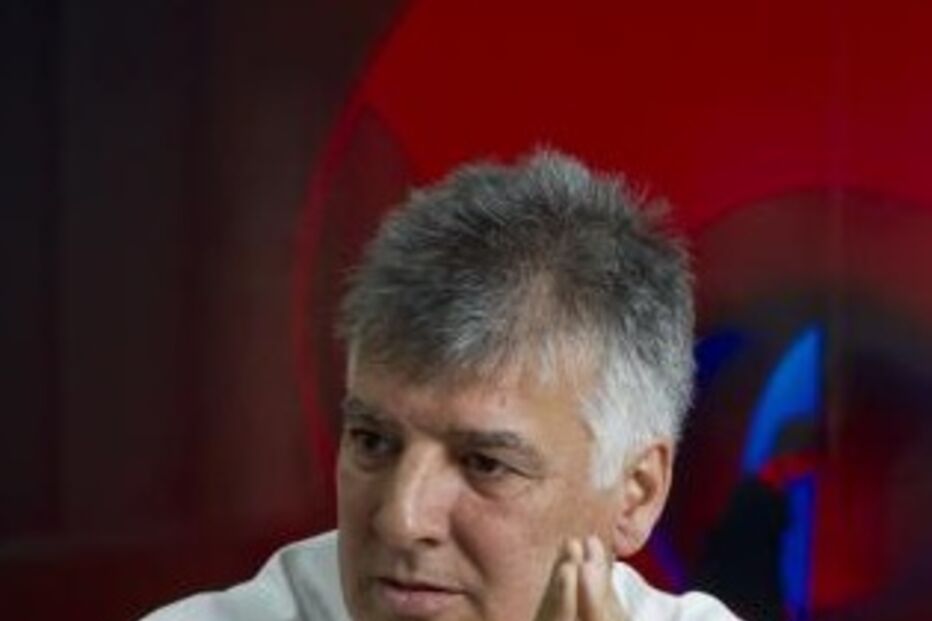 “Não faz sentido  que Lusa e RTP estejam a duplicar despesas”