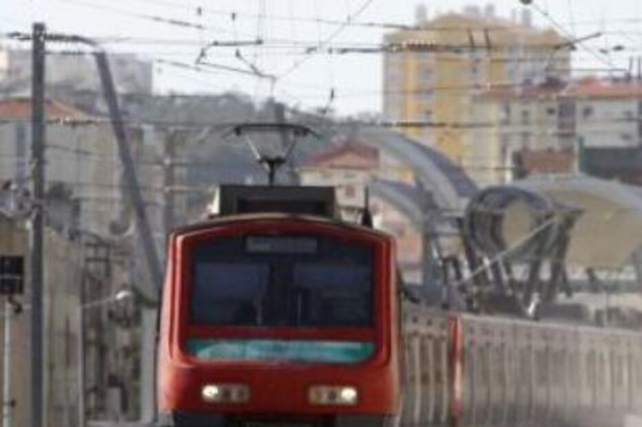 comboios, linha, sintra, azambuja, horários, sindicato, empresa