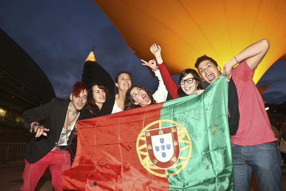 Rihanna transbordou de sensualidade no Atlântico