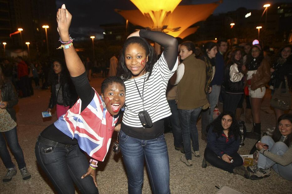 Rihanna transbordou de sensualidade no Atlântico