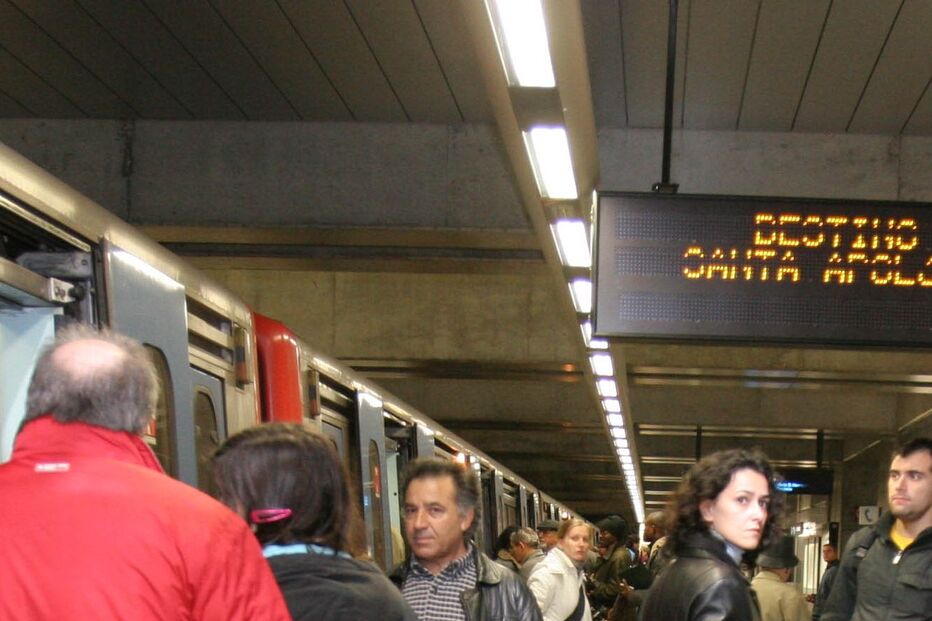 TRANSPORTES, METRO, VELOCIDADE, LISBOA