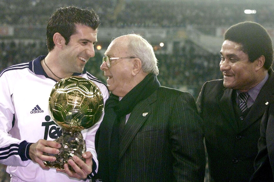 Morreu o primeiro galáctico do futebol português