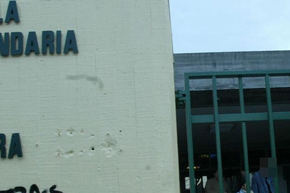 SEXO, ESCOLA, SERVIÇO, AMORA