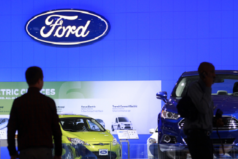 Ford, Verde, Fábricas, Stephen Odell