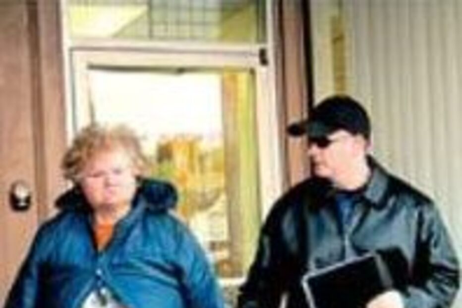 DENTADURA, ROUBO, ASSALTO, EUA