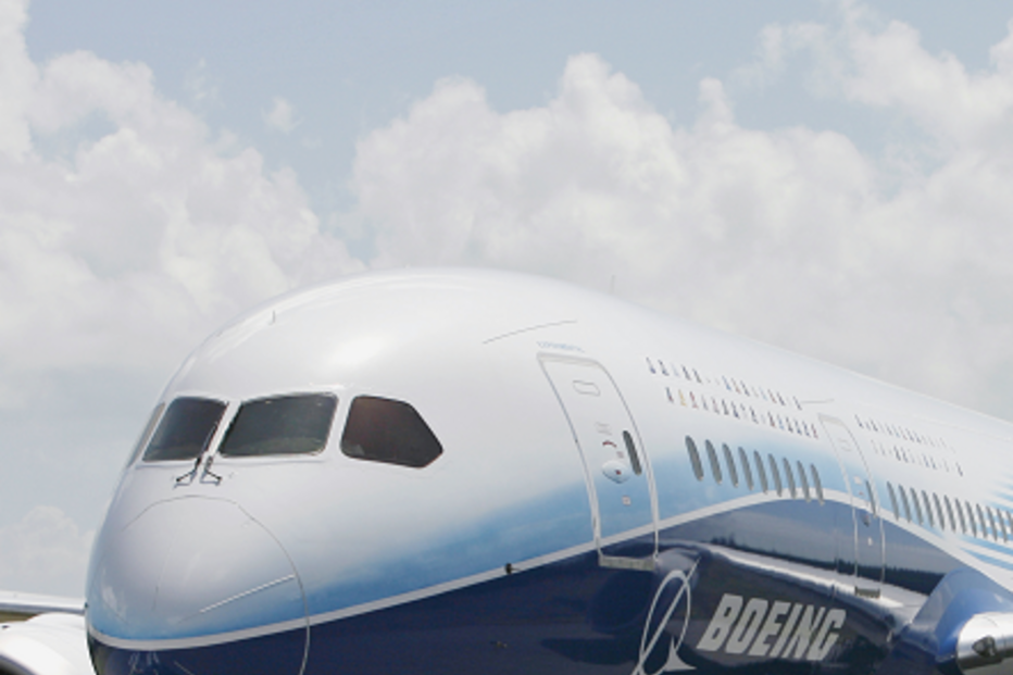Boeing, 55 B787  Dreamliner, Jim Albaugh, Avião, Flightglobal, Fuselagem