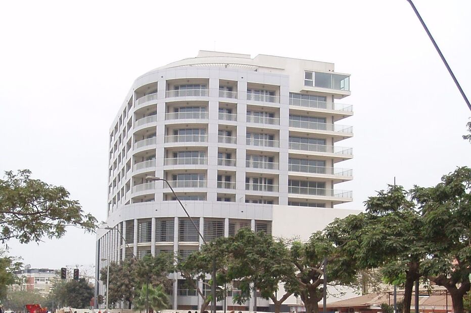 LUANDA, PROTESTO, REPRESSÃO, BASTONADA, JOSÉ EDUARDO DOS SANTOS