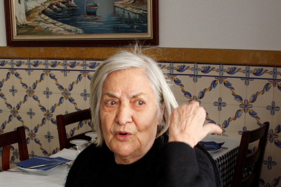 INCÊNDIO, LISBOA, PRÉDIO, BOMBEIROS, CURTO-CIRCUITO, IDOSOS