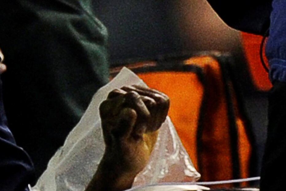 fabrice muamba, ataque cardíaco, jogo, futebol, bolton, tottenham 