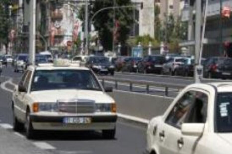 MÉDICA, BURLA, CRIANÇAS, CIRURGIA, LISBOA, PSP