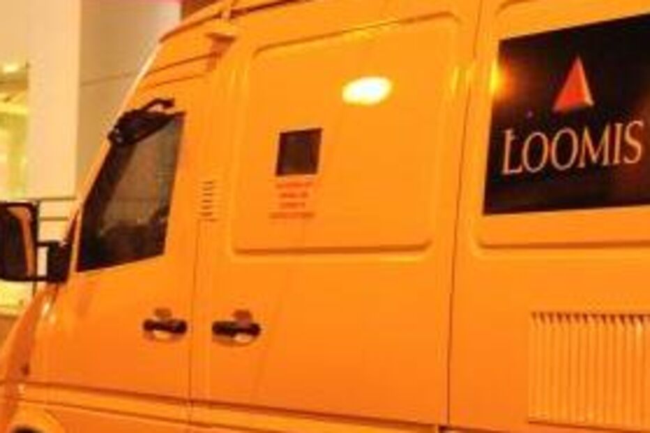 assalto, roubo, casino lisboa, sintra, loomis, dinheiro, carrinha de valores