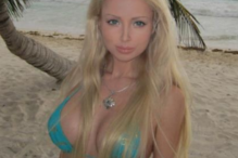 Copy (2012-04-24 17:28:14) Russa torna-se famosa por ser a Barbie de carne e osso