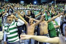 Llorente acaba com sonho do Sporting na Europa