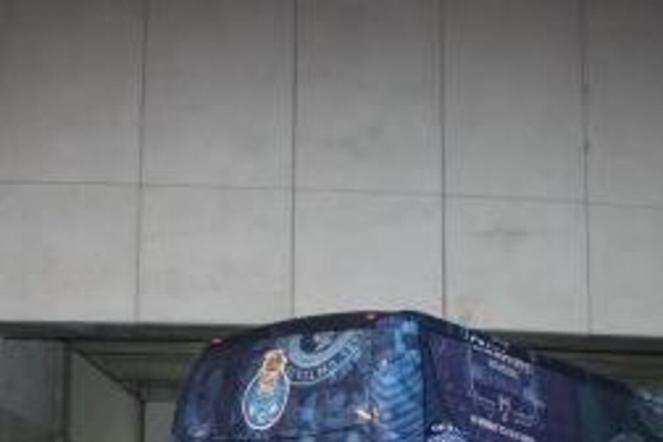autocarro, fcp, fc porto, apedrejamento, braga