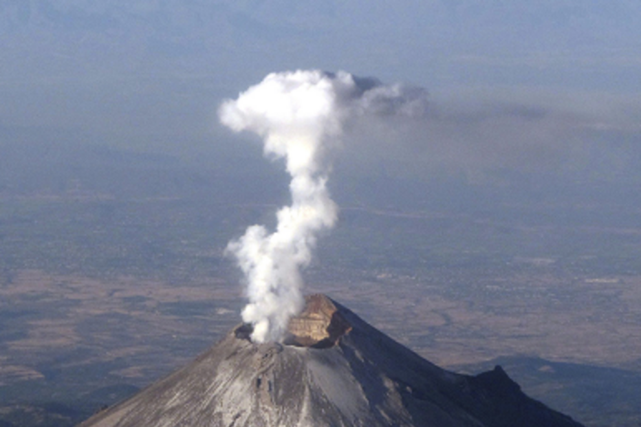 México, Vulcão, Popocatépetl, Erupção, Centro Nacional de Prevenção de Desastres, Malcolm Lowry