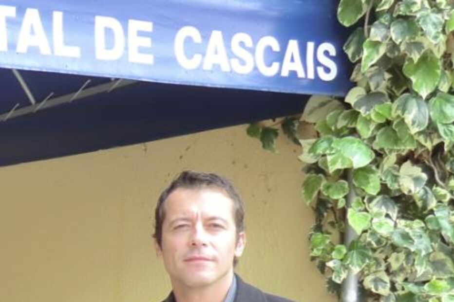 Cultura, Teatro, António Pedro Cerdeira, Carlos Avilez, Teatro Mirita Casimiro, Teatro Experimental de Cascais, 'Arsénico e Rendas Velhas', Frank Capra