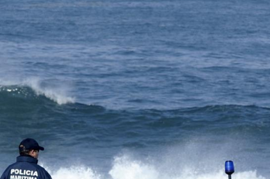 Leça, Rio Donda, Matosinhos, Buscas, Criança, Desaparecida, Embarcação Salva-Vidas, Polícia Marítima, Afogada, Praia da Memória