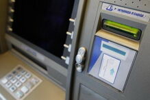 rebarbadora, atm, assalto, caixa, multibanco, tabaco, roubo, supermercado, pingo doce, bairro do afonseiro, moita