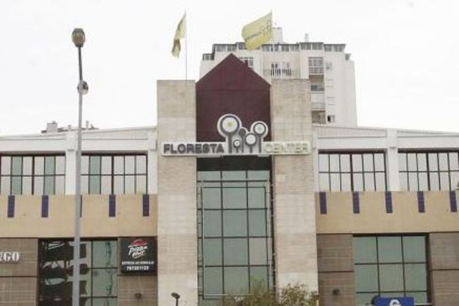 esfaqueado, floresta center, sintra