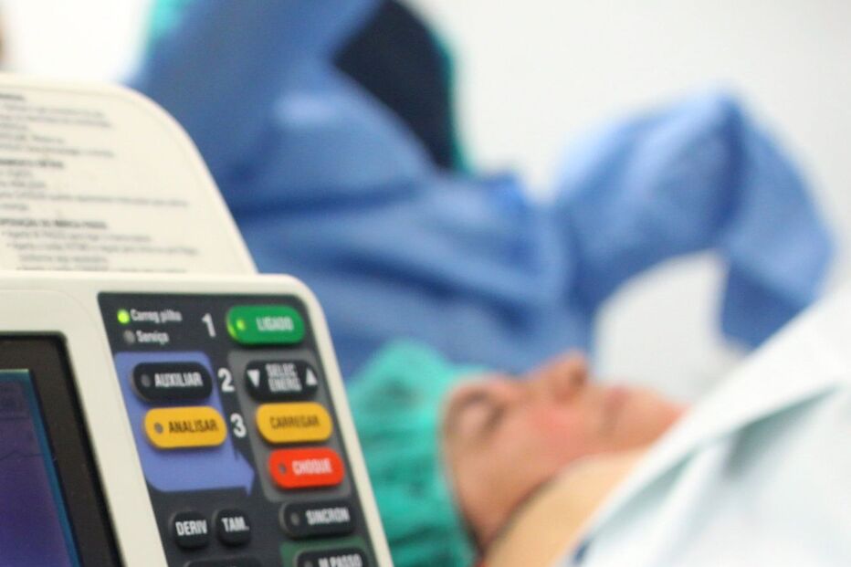 DOENÇAS CARDIOVASCULARES, SAÚDE, MORTE, INTERNAMENTO