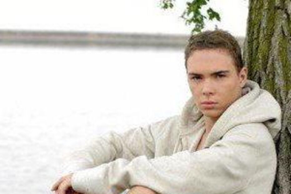 pornografia, actor, gay, bissexual, luka rocco magnotta, homicídio, montreal, crime, desmembramento, faca
