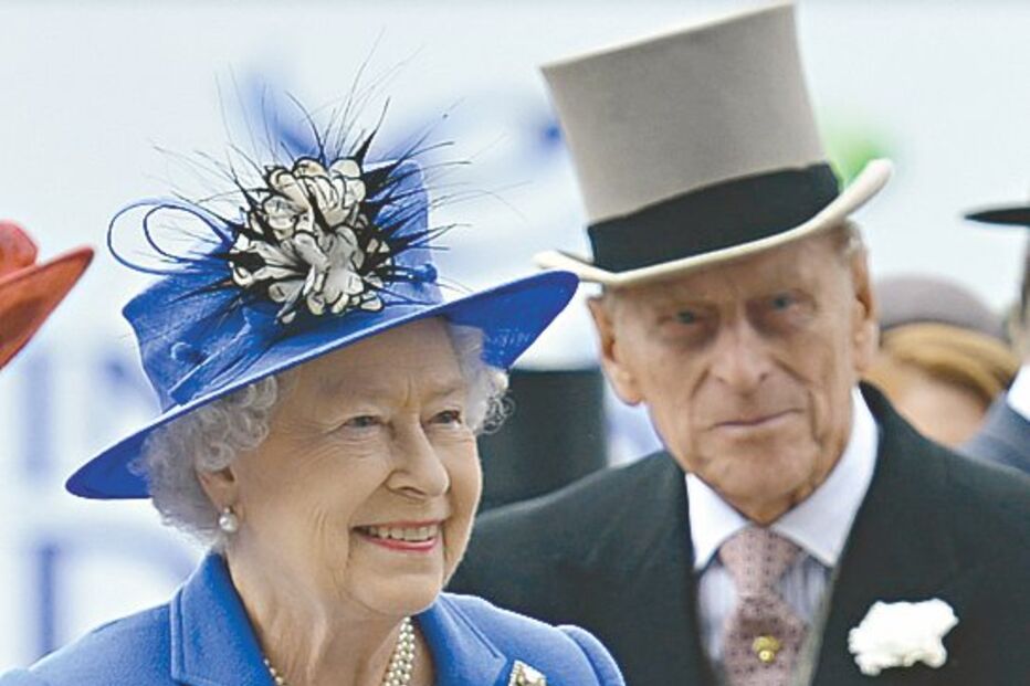 Rainha Isabel II com o marido, Filipe de Edimburgo 