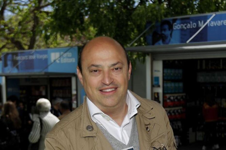 ERIC FRATTINI, LIVRO, O OURO DO INFERNO, OBRA, ESCRITOR, ENTREVISTA