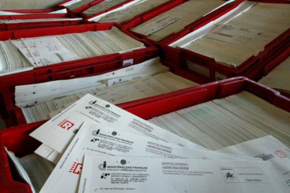 Reembolsos, IRS, oposição, Governo, atrasos, Finanças, deputados