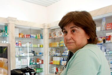 CASCAIS, FARMÁCIA, ASSALTO, SOLITÁRIO, ARMA