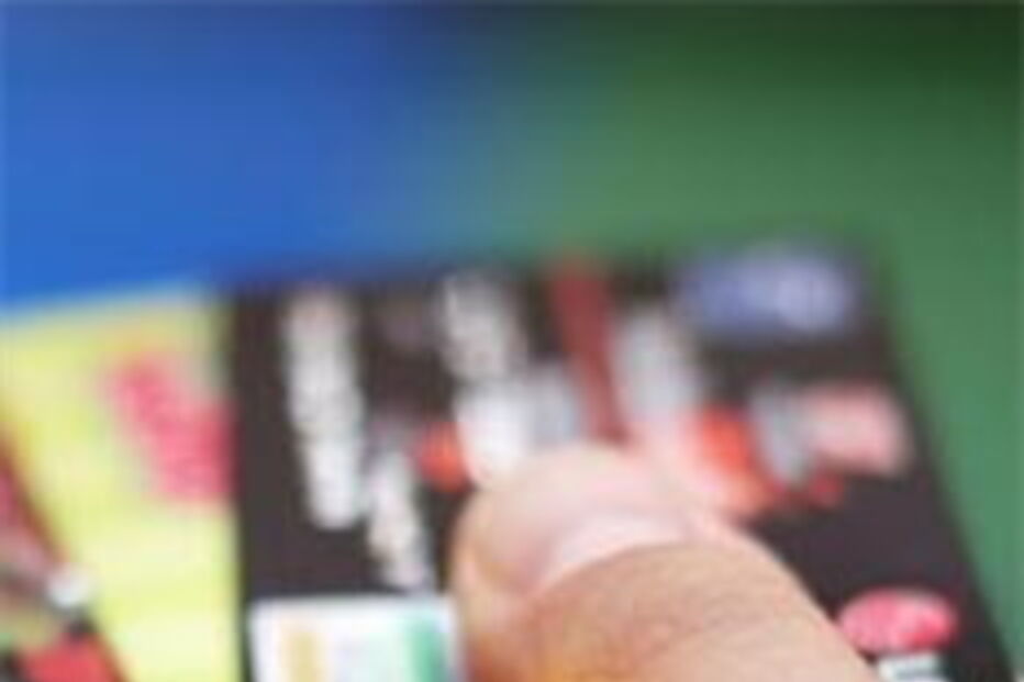 Banca, Banco de Portugal, cartão, crédito, multibanco, cheque, dinheiro, débito, pagamento, compras